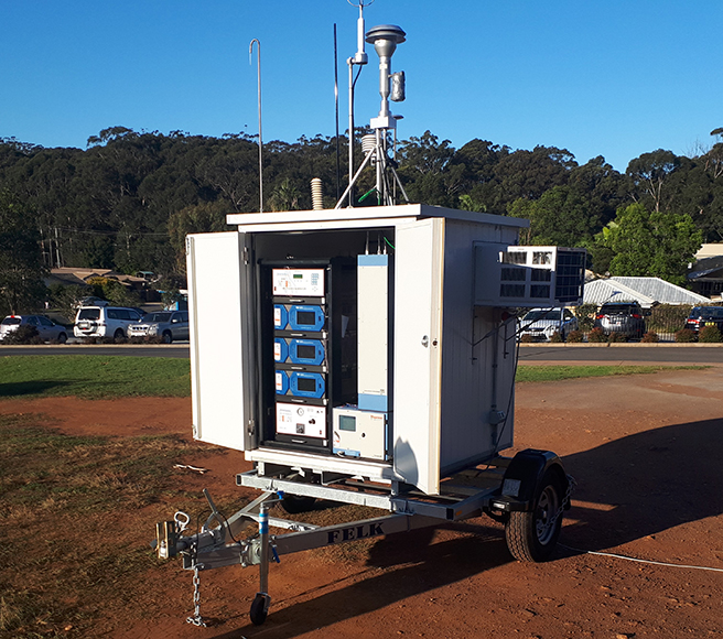 Bushfire emergency air quality standard monitoring station